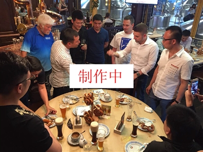 个人表演更